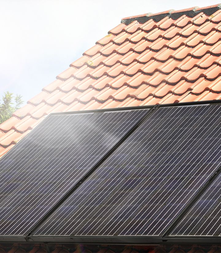 fotovoltaïsche installatie op een dak